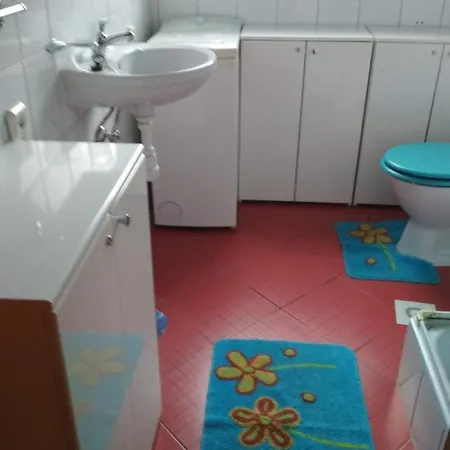 Kot Apartment *